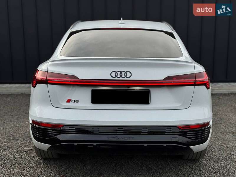 Внедорожник / Кроссовер Audi Q8 Sportback e-tron 2023 в Луцке фото 8 Внедорожник / Кроссовер Audi Q8 Sportback e-tron 2023 в Луцке