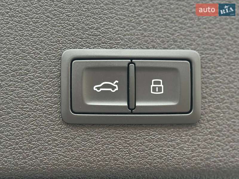 Внедорожник / Кроссовер Audi Q8 Sportback e-tron 2023 в Луцке фото 38 Внедорожник / Кроссовер Audi Q8 Sportback e-tron 2023 в Луцке