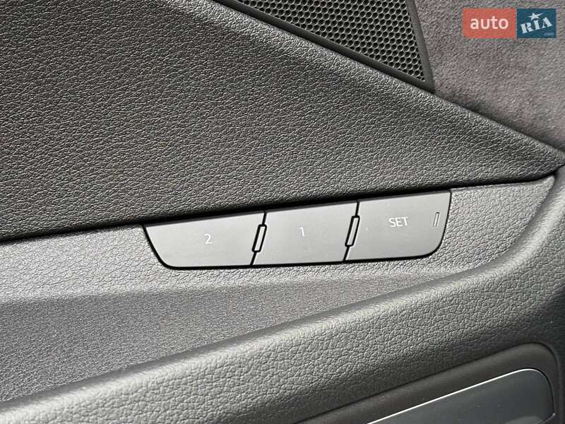 Внедорожник / Кроссовер Audi Q8 Sportback e-tron 2023 в Луцке фото 16 Внедорожник / Кроссовер Audi Q8 Sportback e-tron 2023 в Луцке