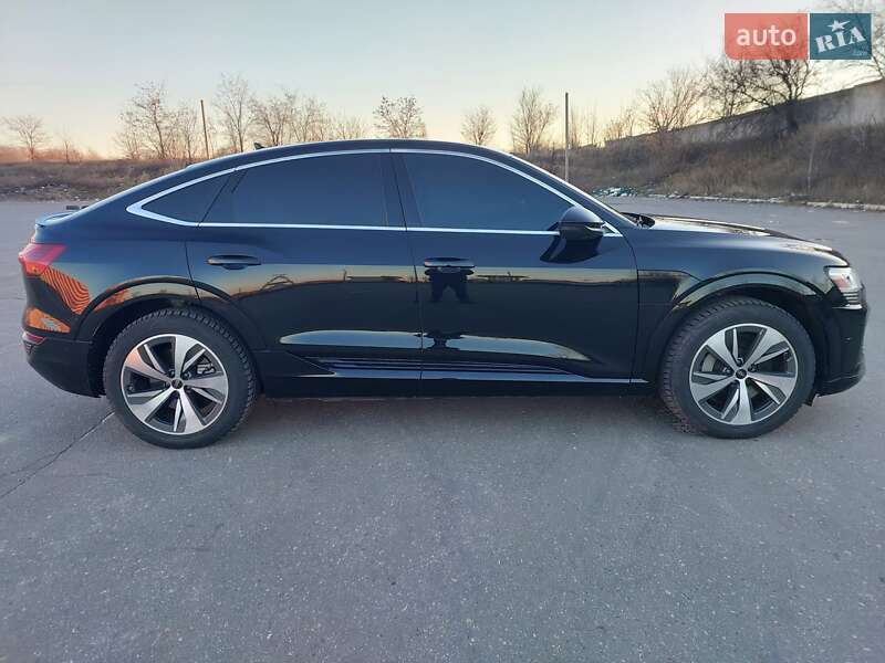 Внедорожник / Кроссовер Audi Q8 Sportback e-tron 2023 в Харькове фото 5 Внедорожник / Кроссовер Audi Q8 Sportback e-tron 2023 в Харькове