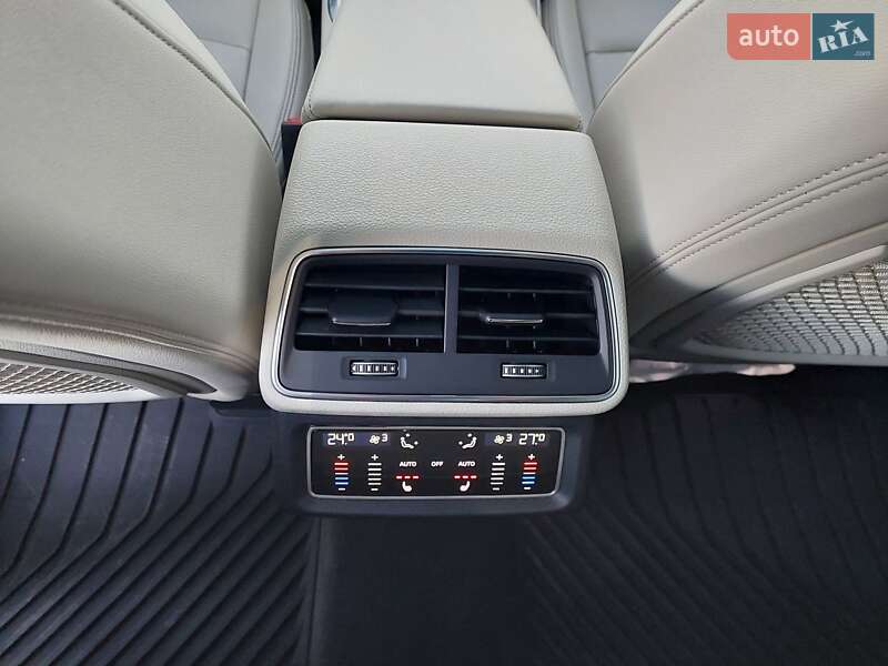 Внедорожник / Кроссовер Audi Q8 Sportback e-tron 2023 в Харькове фото 37 Внедорожник / Кроссовер Audi Q8 Sportback e-tron 2023 в Харькове