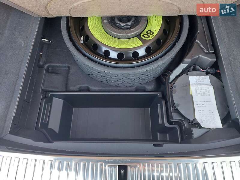 Внедорожник / Кроссовер Audi Q8 Sportback e-tron 2023 в Харькове фото 50 Внедорожник / Кроссовер Audi Q8 Sportback e-tron 2023 в Харькове