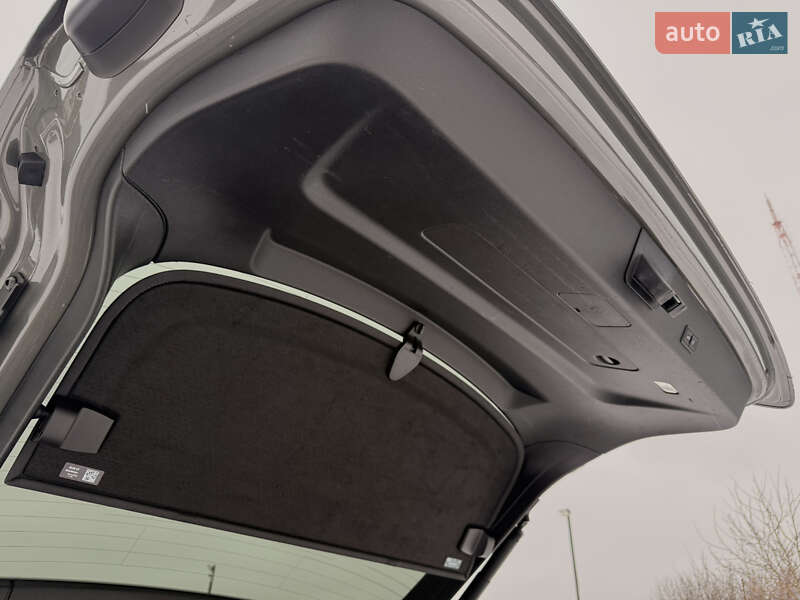 Внедорожник / Кроссовер Audi Q8 Sportback e-tron 2023 в Луцке