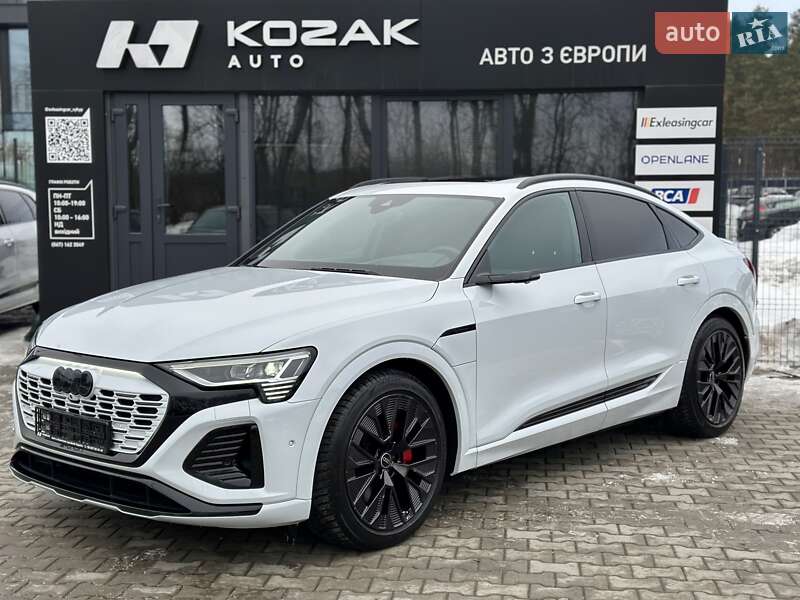 Audi Q8 Sportback e-tron 2023