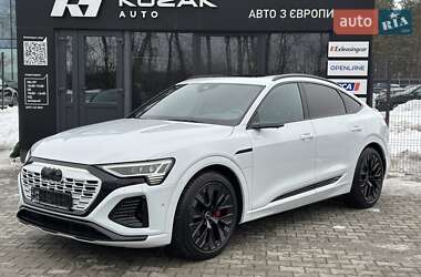 Позашляховик / Кросовер Audi Q8 Sportback e-tron 2023 в Львові
