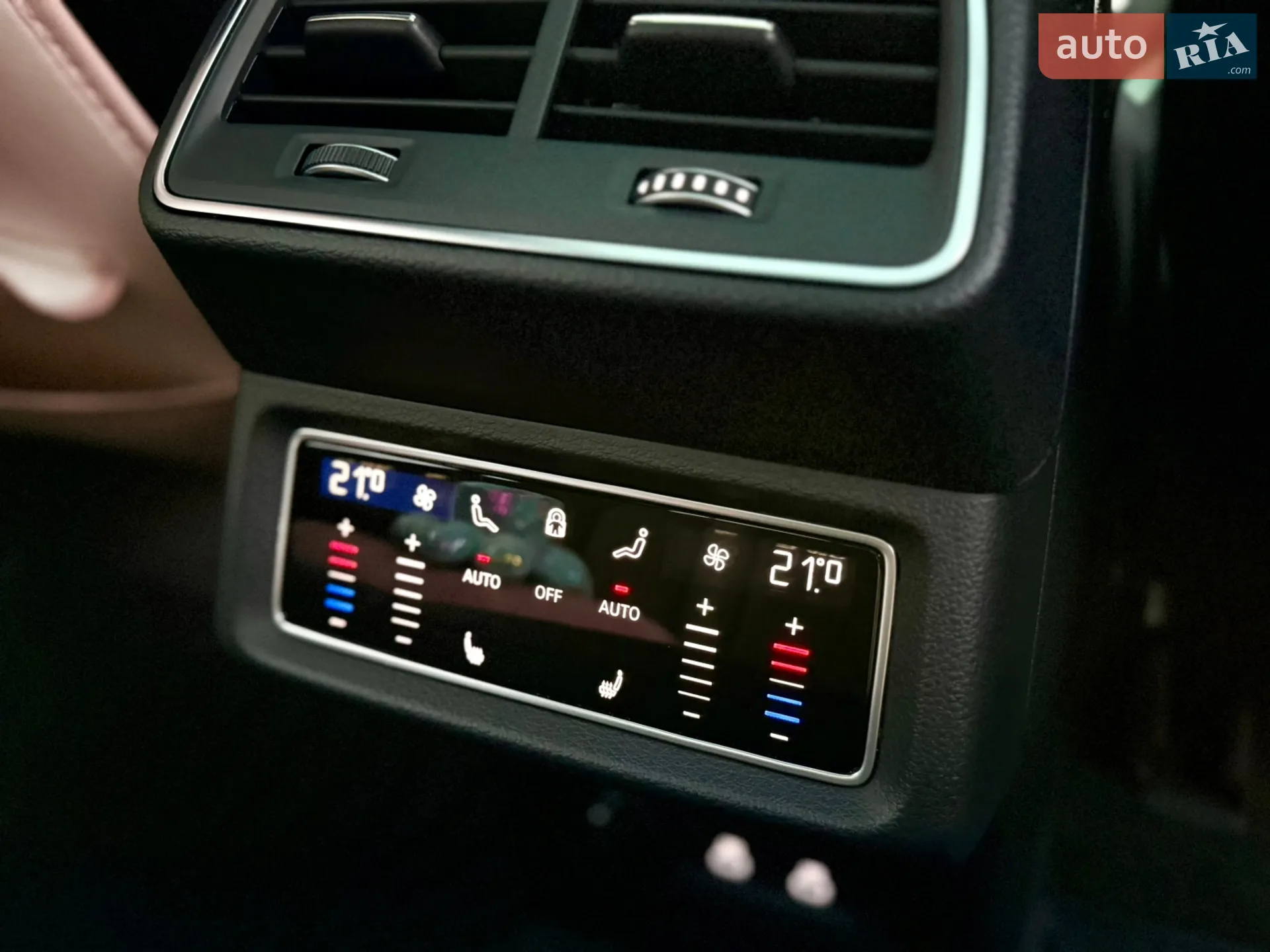 2023 Audi Q8 - мініатюра 26