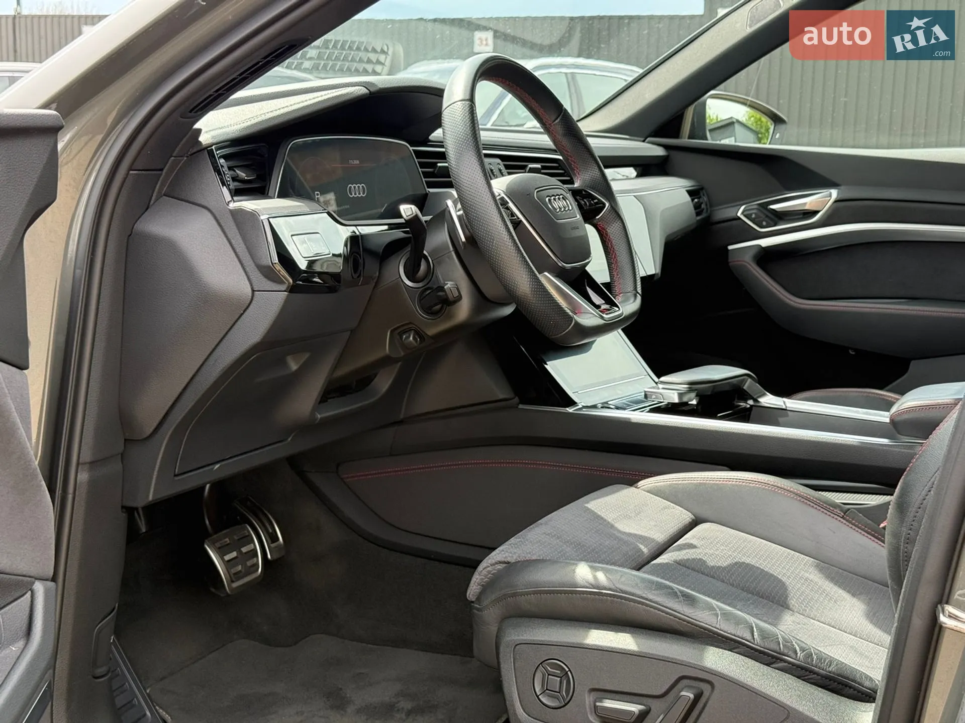 2023 Audi Q8 - мініатюра 26