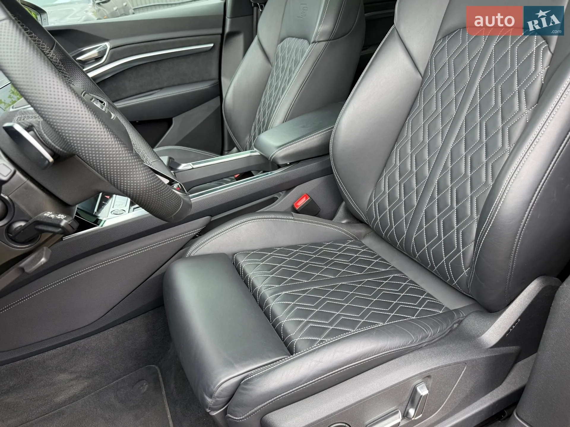 2023 Audi Q8 - мініатюра 26