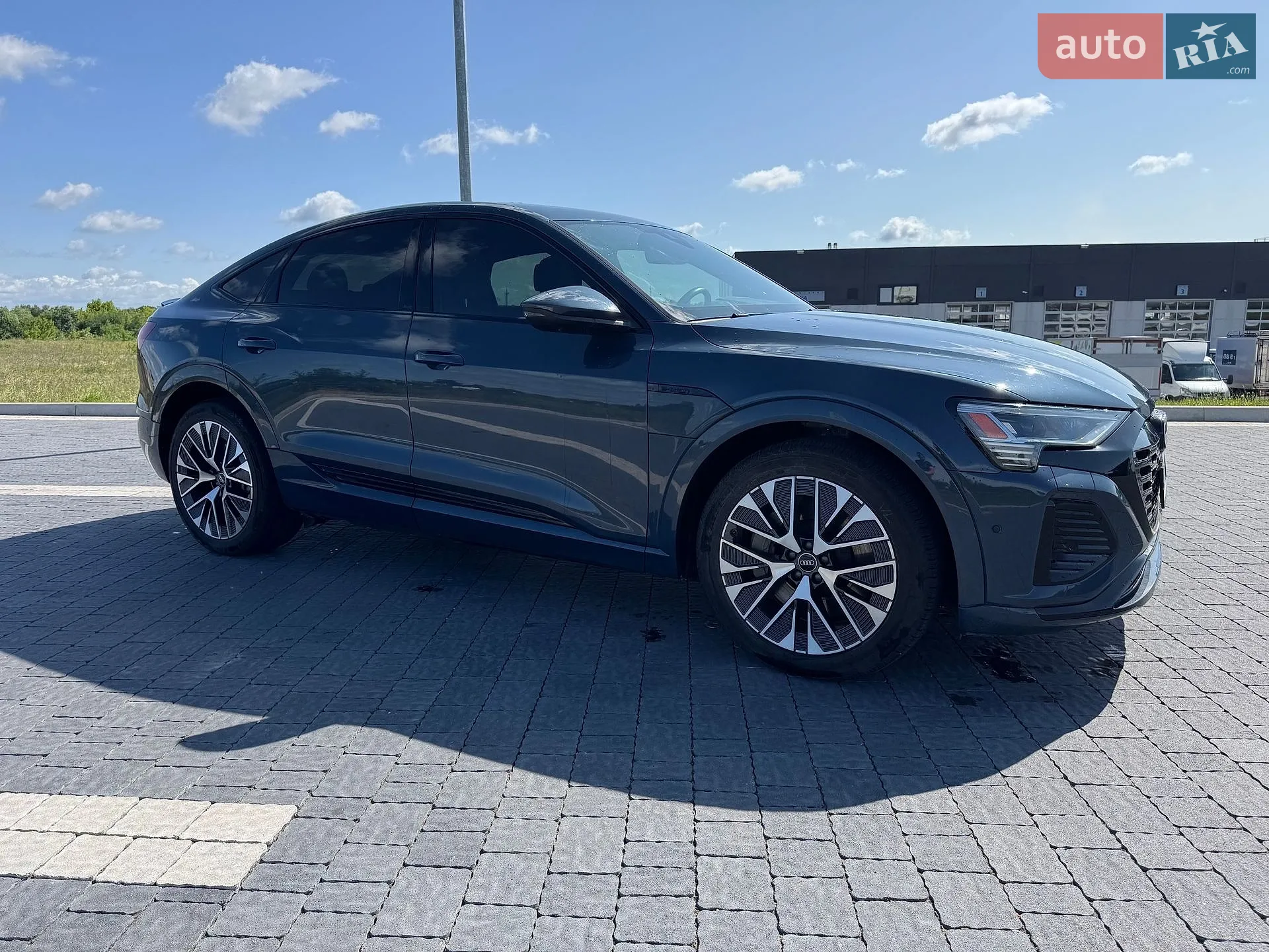 2023 Audi Q8 - мініатюра 25