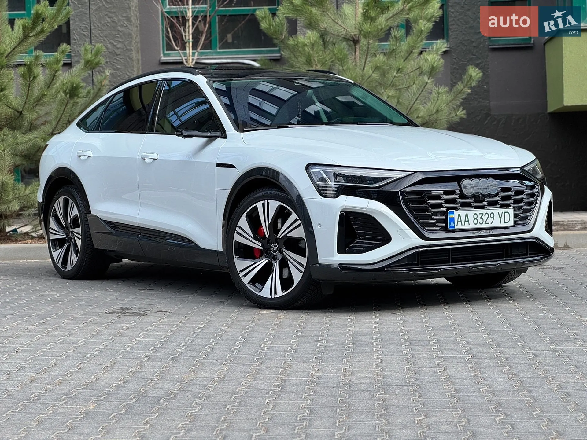 2023 Audi Q8 - фото 1