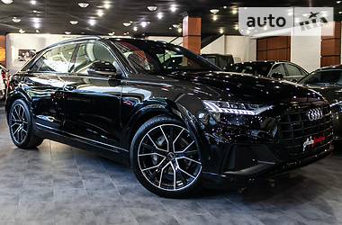 Внедорожник / Кроссовер Audi Q8 2018 в Одессе