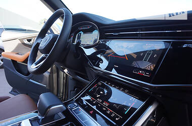 Позашляховик / Кросовер Audi Q8 2018 в  фото 43 Позашляховик / Кросовер Audi Q8 2018 в