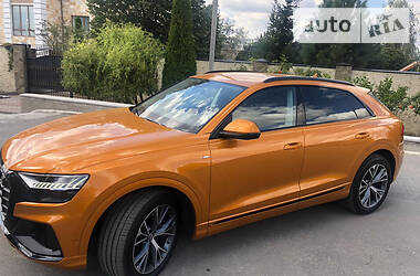 Внедорожник / Кроссовер Audi Q8 2019 в Киеве