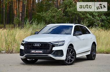 Внедорожник / Кроссовер Audi Q8 2018 в Киеве