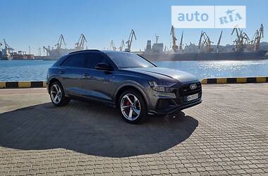 Внедорожник / Кроссовер Audi Q8 2018 в Одессе