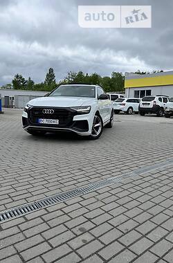 Позашляховик / Кросовер Audi Q8 2019 в Львові