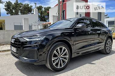 Внедорожник / Кроссовер Audi Q8 2021 в Киеве