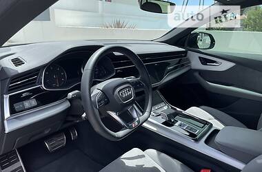 Внедорожник / Кроссовер Audi Q8 2021 в Киеве