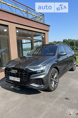 Внедорожник / Кроссовер Audi Q8 2019 в Хмельницком