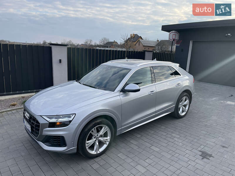 Внедорожник / Кроссовер Audi Q8 2018 в Луцке