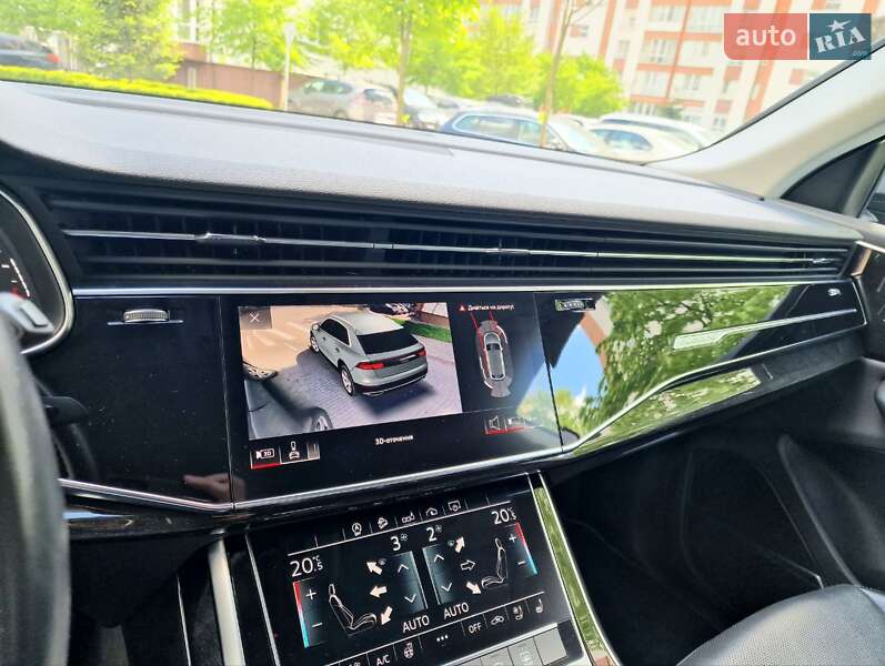 Внедорожник / Кроссовер Audi Q8 2020 в Ивано-Франковске
