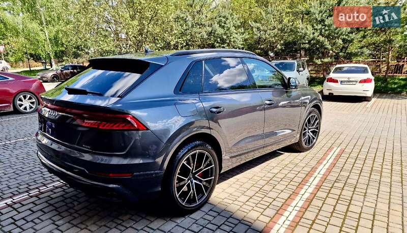 Внедорожник / Кроссовер Audi Q8 2020 в Ивано-Франковске