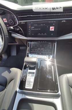 Позашляховик / Кросовер Audi Q8 2018 в Ужгороді фото 8 Позашляховик / Кросовер Audi Q8 2018 в Ужгороді