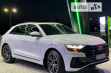 Позашляховик / Кросовер Audi Q8 2018 в Києві