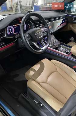 Внедорожник / Кроссовер Audi Q8 2019 в 