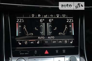 Позашляховик / Кросовер Audi Q8 2020 в 