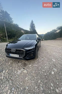 Внедорожник / Кроссовер Audi Q8 2018 в 