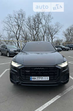 Внедорожник / Кроссовер Audi Q8 2020 в Одессе