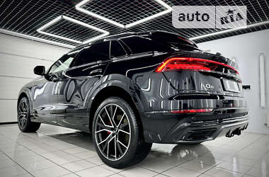 Внедорожник / Кроссовер Audi Q8 2019 в Киеве