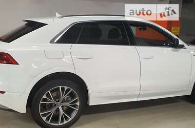 Позашляховик / Кросовер Audi Q8 2019 в Києві