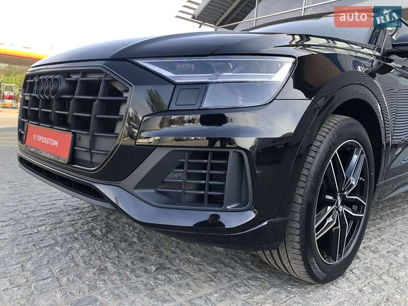 Внедорожник / Кроссовер Audi Q8 2018 в Днепре