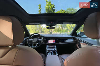 Внедорожник / Кроссовер Audi Q8 2019 в 