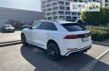 Внедорожник / Кроссовер Audi Q8 2021 в Львове