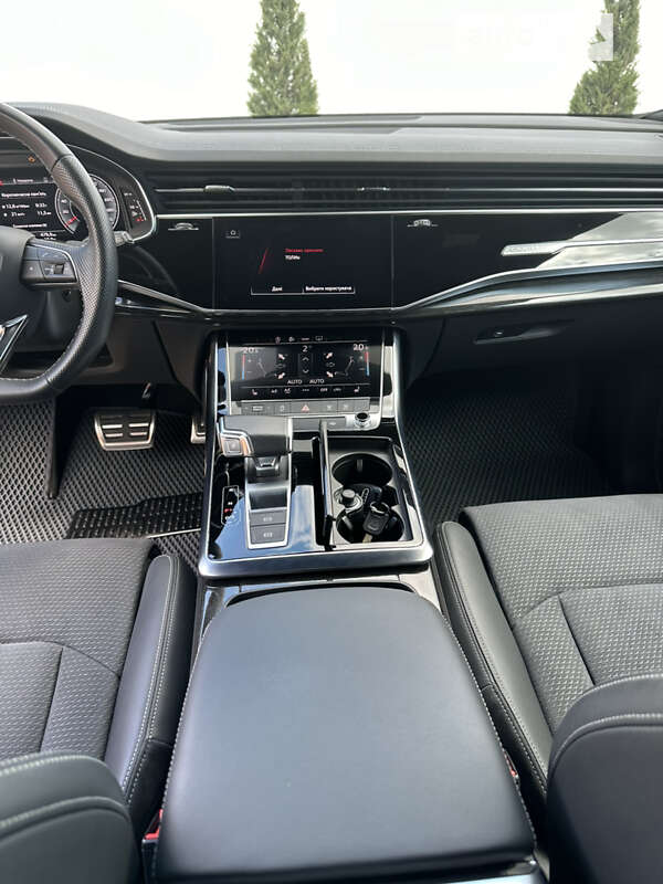 Внедорожник / Кроссовер Audi Q8 2023 в Измаиле