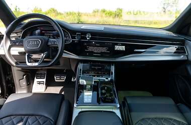 Внедорожник / Кроссовер Audi Q8 2022 в Ровно