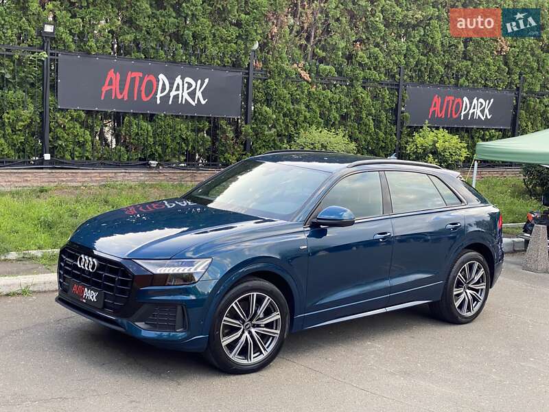 Позашляховик / Кросовер Audi Q8 2022 в Києві