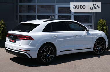 Внедорожник / Кроссовер Audi Q8 2021 в Одессе