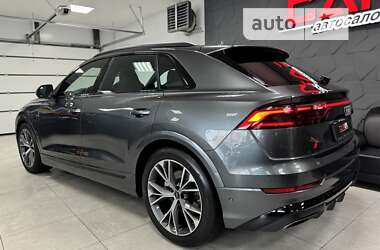 Позашляховик / Кросовер Audi Q8 2024 в Тернополі