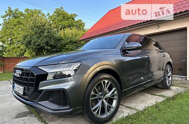 Позашляховик / Кросовер Audi Q8 2020 в Івано-Франківську