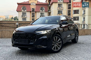 Позашляховик / Кросовер Audi Q8 2024 в Києві