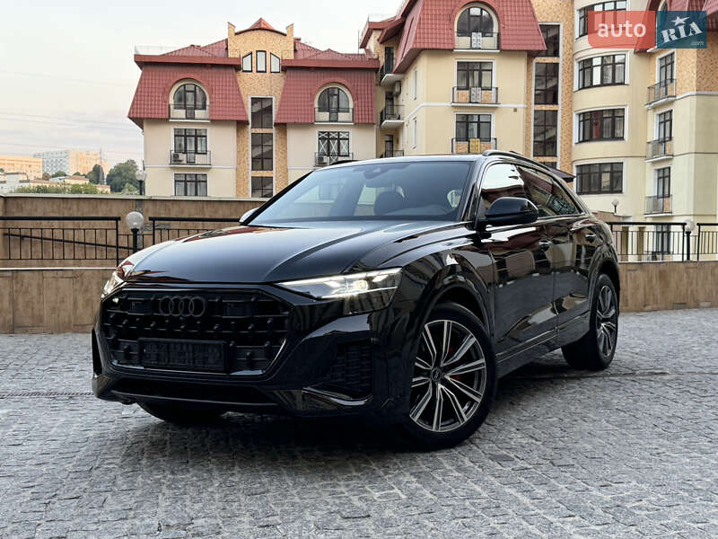 Позашляховик / Кросовер Audi Q8 2024 в Києві