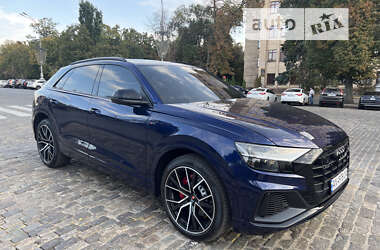 Внедорожник / Кроссовер Audi Q8 2019 в Киеве