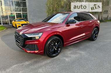 Внедорожник / Кроссовер Audi Q8 2020 в Киеве