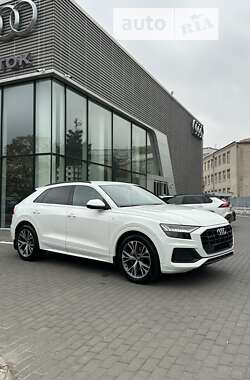 Внедорожник / Кроссовер Audi Q8 2019 в Киеве