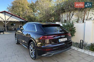Внедорожник / Кроссовер Audi Q8 2020 в 