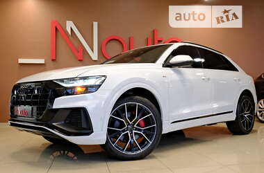 Внедорожник / Кроссовер Audi Q8 2021 в Одессе